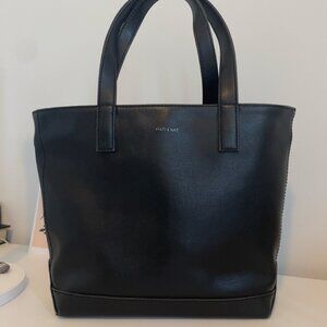 Matt & Nat Black Handbag